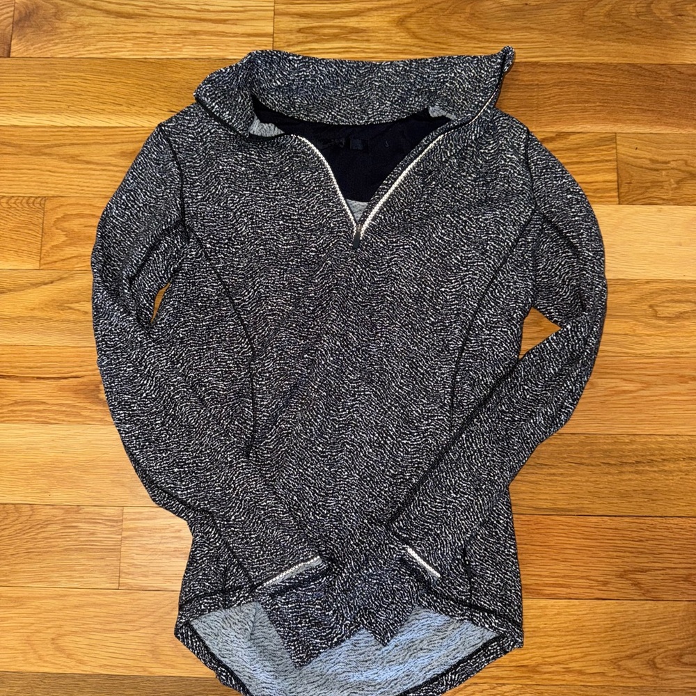 LULULEMON QUARTER ZIP